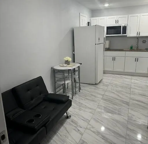 Great Apartment In Valrico