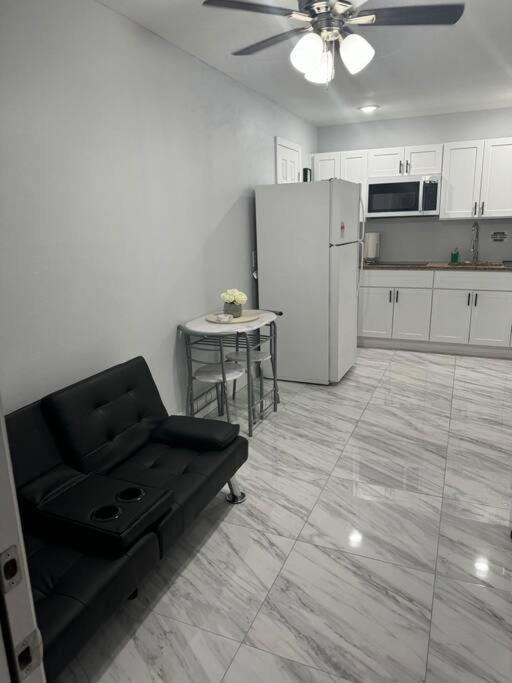 Great In Apartment Valrico